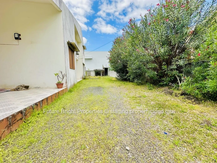 A Rare Gem in the Heart of Rose Hill – Spacious Family Home on Generous Freehold Land
