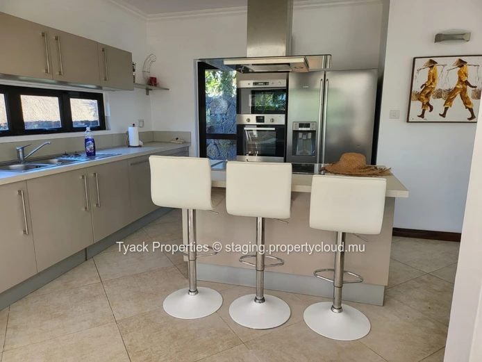 RES Villa for Sale in Pointe aux Piments – 3-Bedroom Ensuite