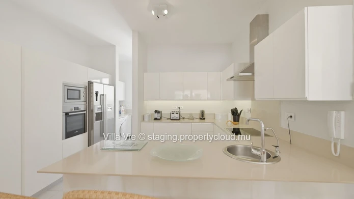 Péreybère - Magnificent 3-bedroom penthouse with large rooftop and private pool (Sole Mandate)