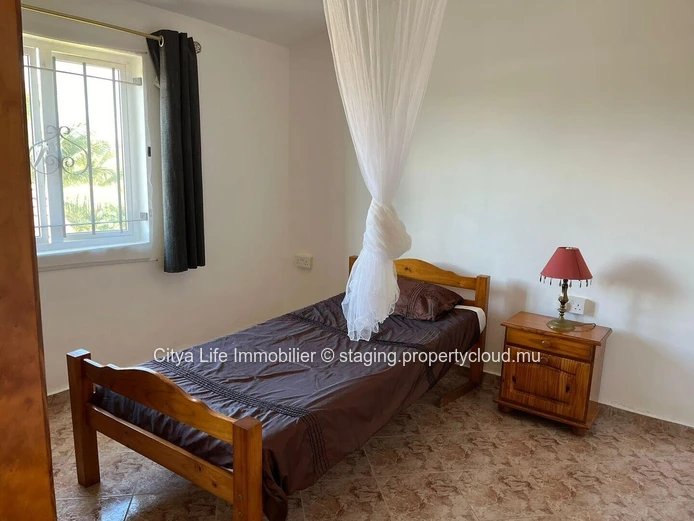 Stunning House in a Peaceful and Sought-After Gated Community
