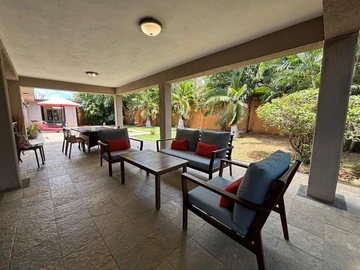 4 Bedroom Villa