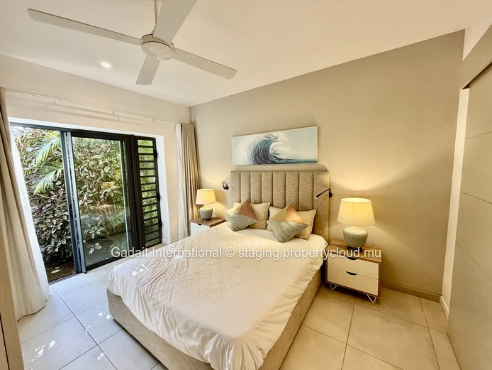 3-bedroom ground-floor apartment with covered terrace – Pointe aux Canonniers