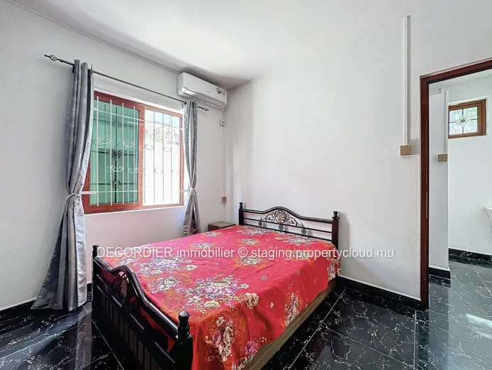 4-bedroom two-storey house with swimming pool
