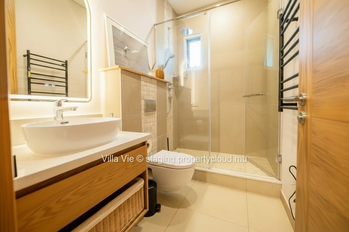 Belle Vue - Beautiful 3-bedroom apartment on the ground floor (Sole Mandate)
