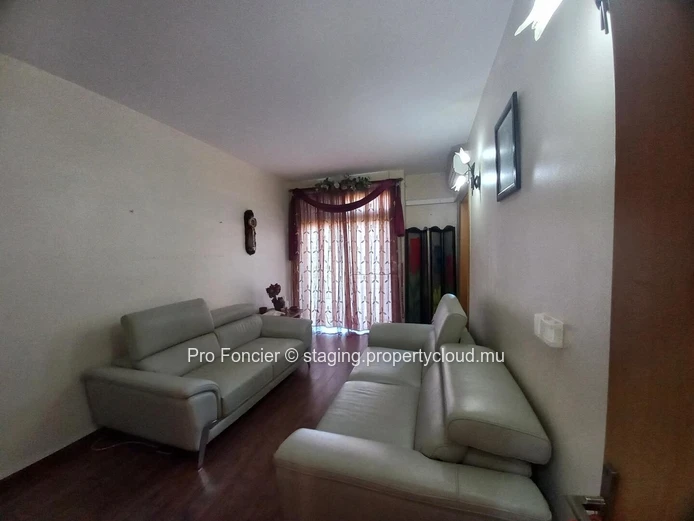 Apartment for sale in Quatre -Bornes - Spacious and comfortable.