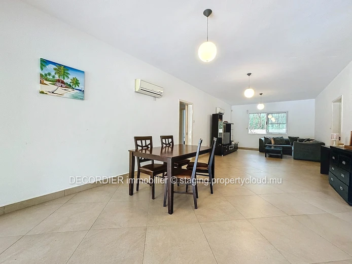 For sale - Pointe aux Piments. Very beautiful R.E.S villa