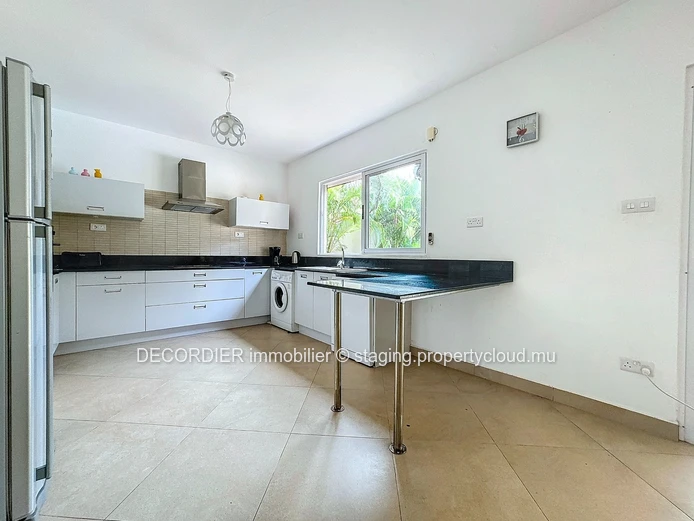For sale - Pointe aux Piments. Very beautiful R.E.S villa