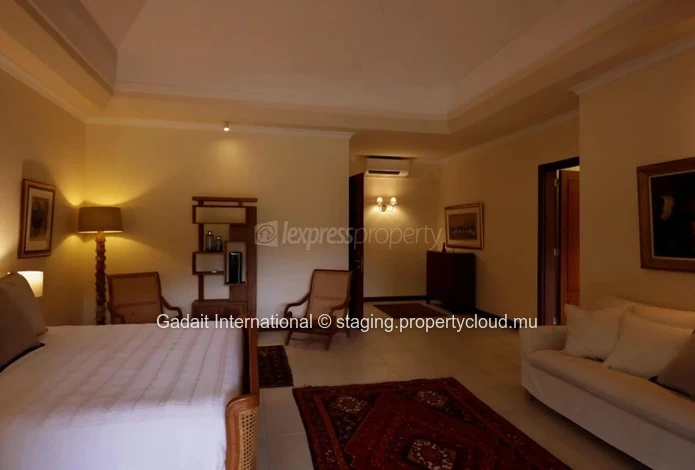 Exceptional Golf House for Sale