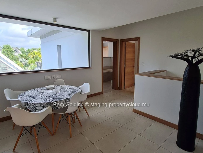 Luxueuse Villa de 4 Chambres au Mont Choisy - Vie Intérieure-Extérieure Harmonieuse