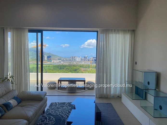 Luxurious Penthouse | 190 m2 | 3 Bedrooms | Verdant Garden, Moka 
