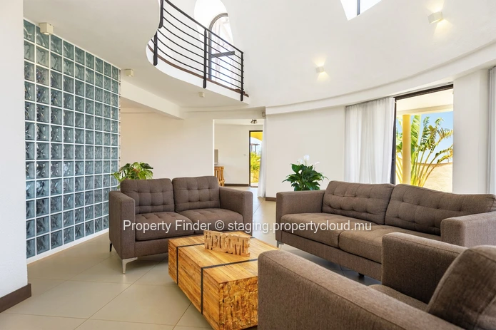 Stylish house in Albion For Sale