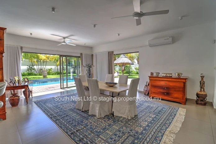 4-bedroom villa + independent studio