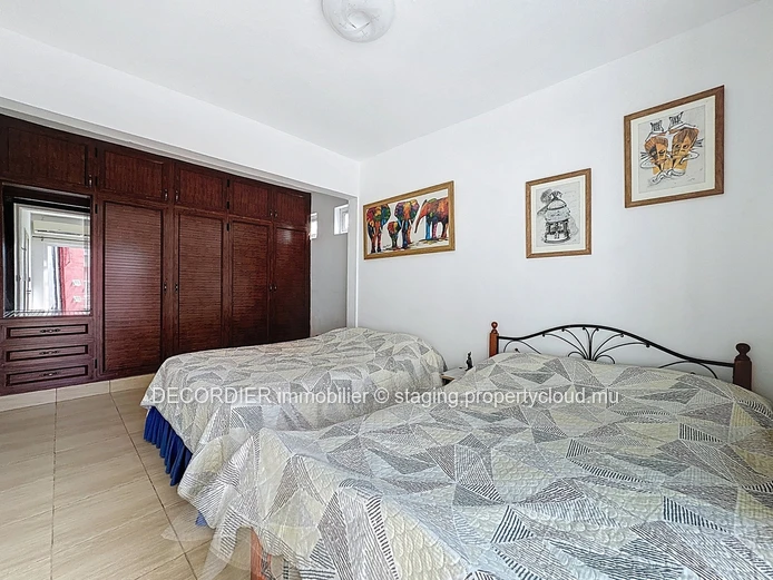 Penthouse for rent in a secure residence