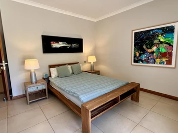 5 Bedroom Villa
