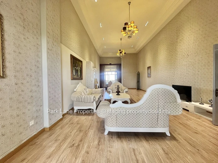 Penthouse de luxe 4 Chambres avec terrasse panoramique à Curepipe