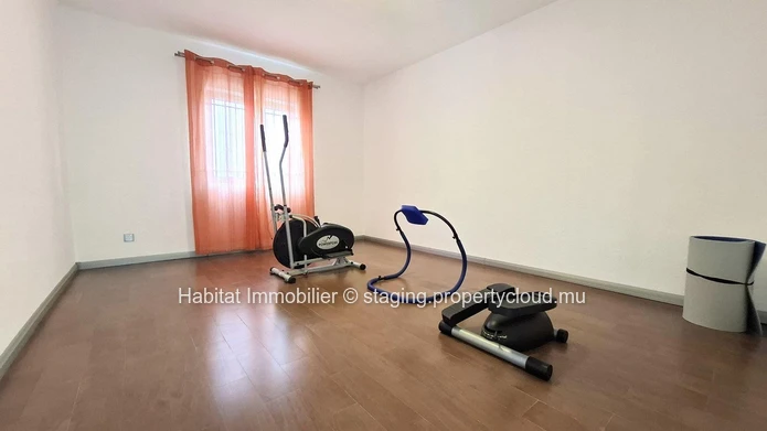 Maison non meublée pour grande famille / investissement locatif