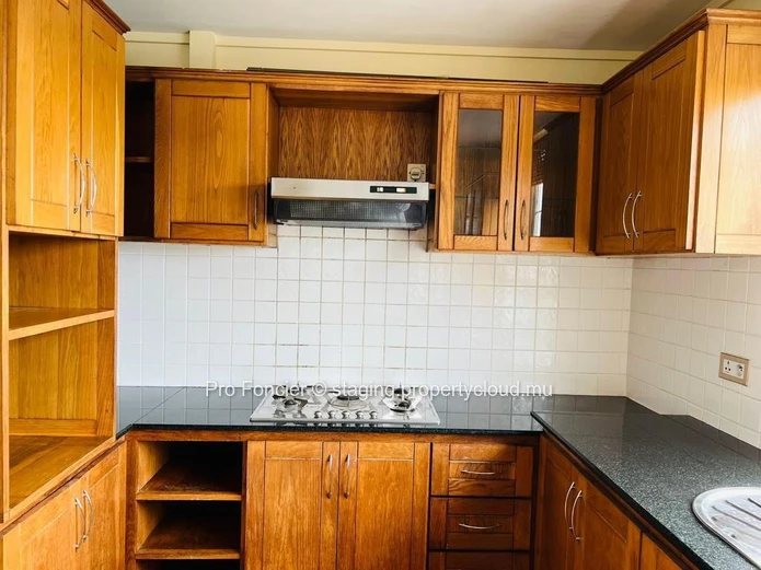 House in Quatre Bornes - Quality Living!