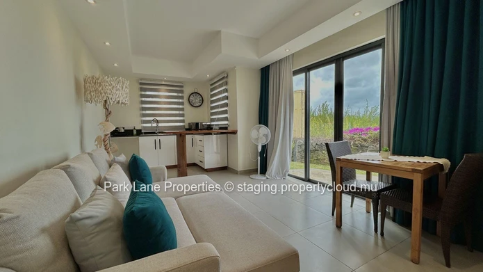 Villa de 4 chambres de style balinaise avec piscine débordante et accès à la plage