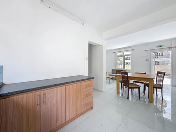 Appartement de 10 Chambres