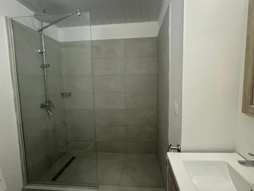 4 Bedroom Apartment