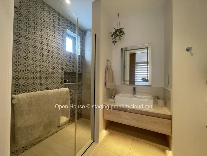 Stunning Beachfront Apartment for Rent in Grand Gaube with Luxury Amenities - Fully Furnished, Amazing Sea Views, and...