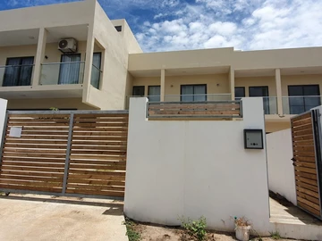 4 Bedroom Townhouse, Duplex