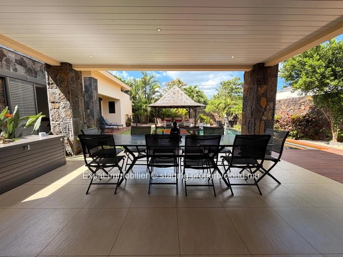 À LOUER – Sublime villa 3 chambres en suite dans une résidence haut de gamme à Péreybère