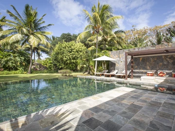 5 Bedroom Villa