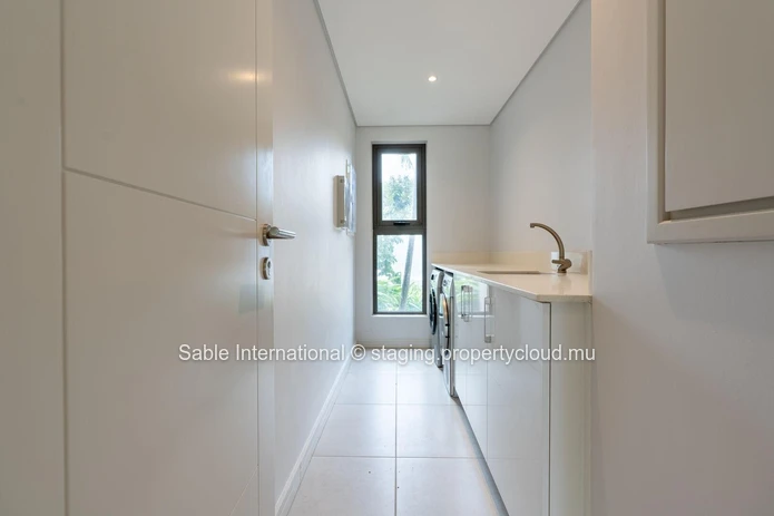 Appartement élégant avec piscine commune à Pointe aux Canonniers - Caractéristiques modernes, proche des commodités