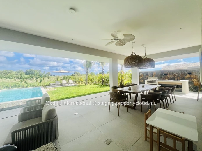 Luxury Short-Term Rental Villa in Mont Choisy Golf - 4 bedrooms and pool