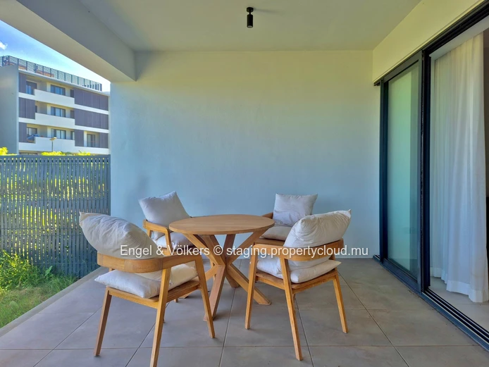 Modern 4-Bedroom Duplex with Private Pool & Gold Membership Benefits