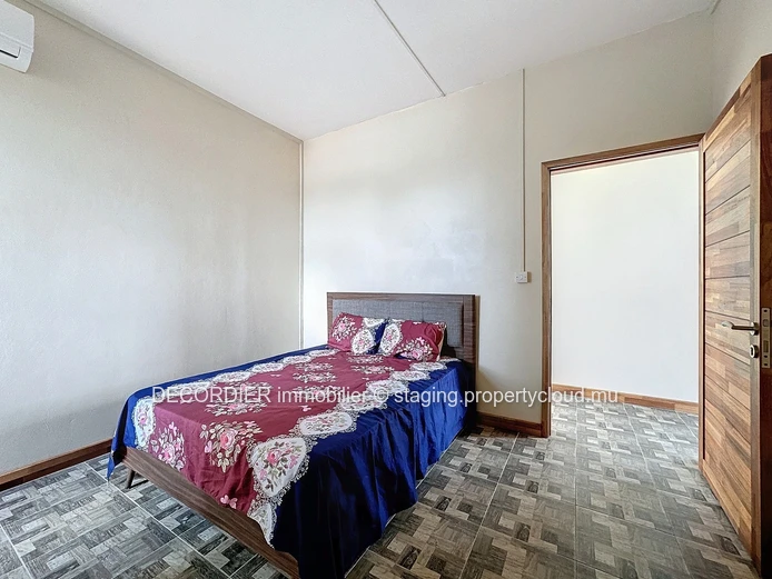 Apartment located on the 2nd floor at 5 minutes walk from the beach