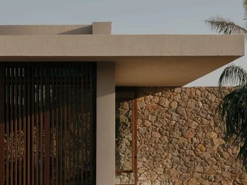 5 Bedroom Villa