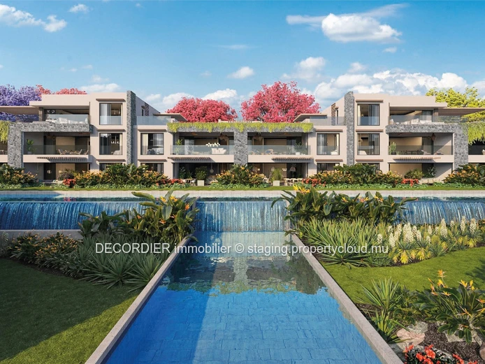 Vue mer, Penthouse de prestige, pieds dans l'eau, accessibles aux acheteurs étrangers.