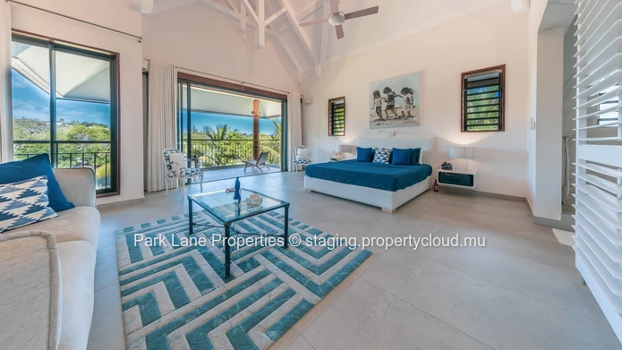 Sumptuous high end 5 bedroom villa in IRS Marina