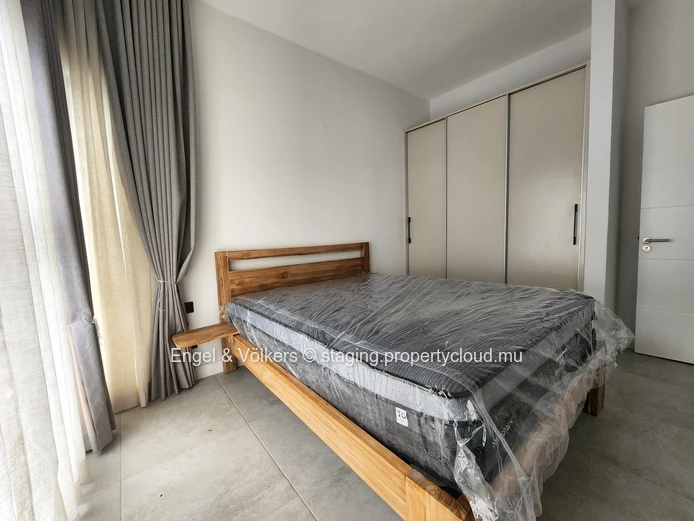 Spacious 3 bedroom apartment with communal pool