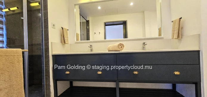 Live the North Coast Lifestyle in a large 2 bedroomed apartment