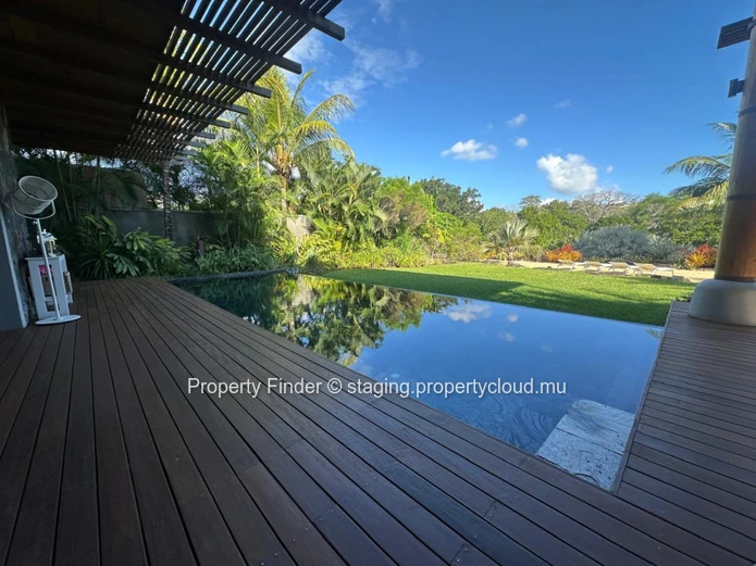 Exceptional Waterfront Villa in Mauritius' Premier Residential Marina