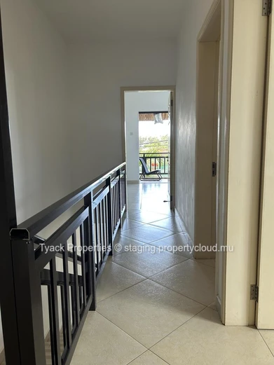 Modern 3-Bedroom Duplex with Jacuzzi Near the Beach – RES Scheme