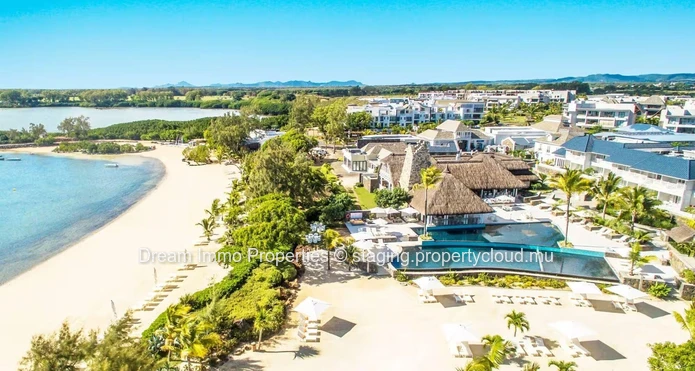 Bel Appartement De 3 Chambres Dans Une Residence Avec Hotel & Golf A Azuri - Ile Maurice