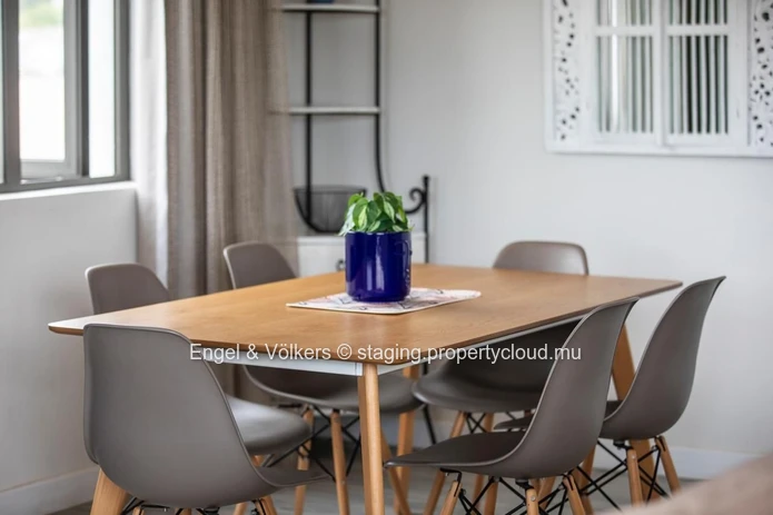 2-Bedroom Apartment for Sale in Pereybere – Quiet Setting, Communal Pool & Excellent Investment Oppo