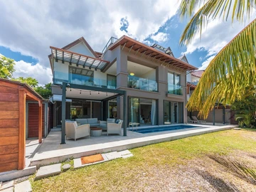 4 Bedroom Apartment