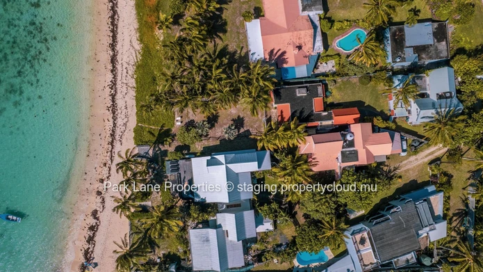 Charmante maison familiale à quelques pas de la plage, avec vue mer partielle et accès direct (Mandat exclusif)