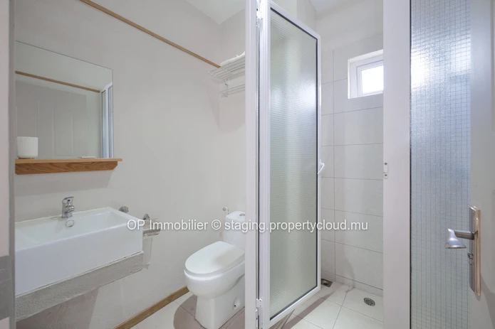 Apartment building for sale