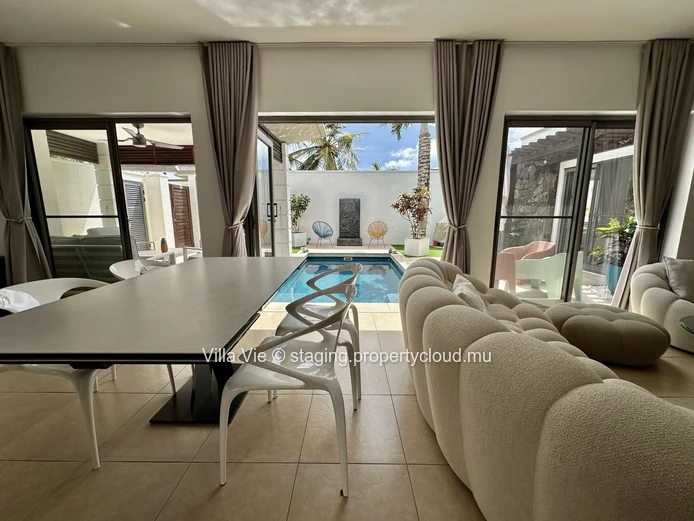 Péreybère - Charmante maison de 3 chambres avec piscine privée