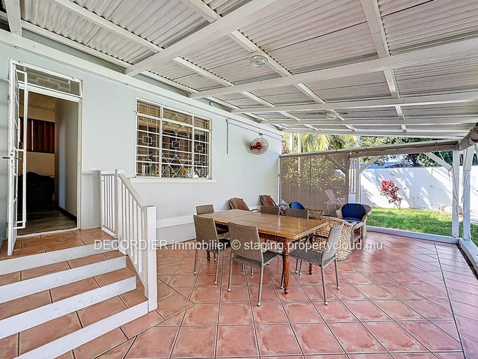 Creole-style single-storey house