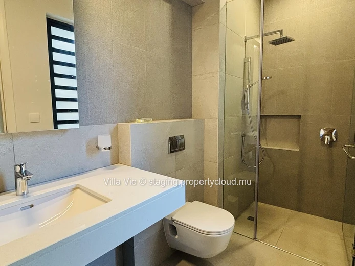 Belle Vue - Beautiful 4-bedroom apartment on the first floor