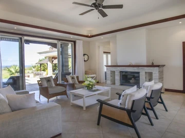 4 Bedroom Villa
