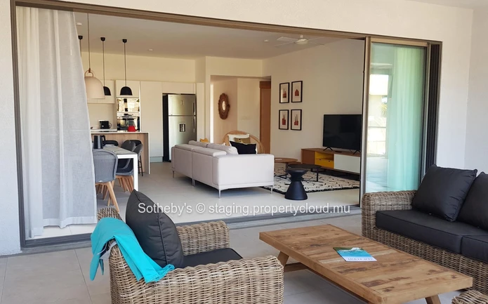 Mythic Lifestyle Apartment