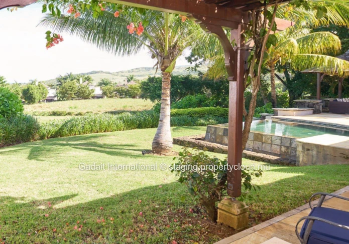 Villa meublée avec vue collines et mer à vendre | Heritage Valriche – Bel Ombre